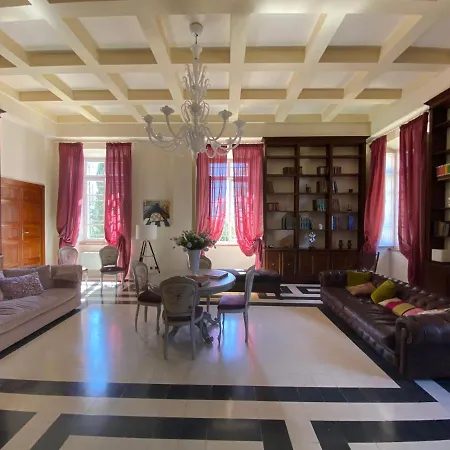 Relais Sant'isidoro * Colbuccaro