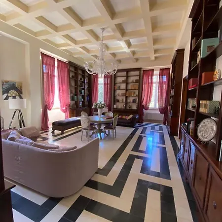 Relais Sant'isidoro Casa di campagna Colbuccaro